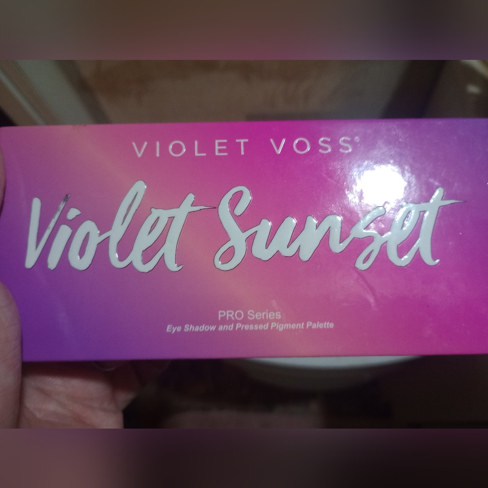 Violet Voss Sunset Eyeshadow palette